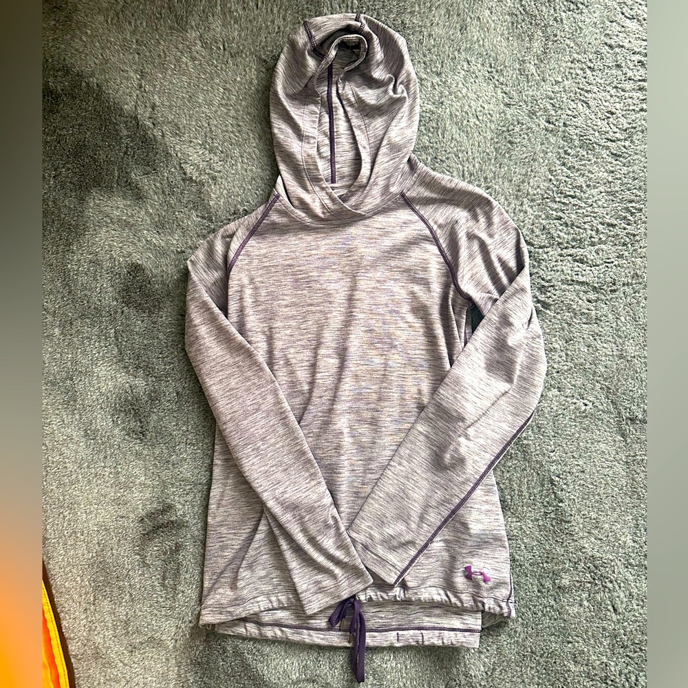 Under Armor workout long sleeve with hoodie